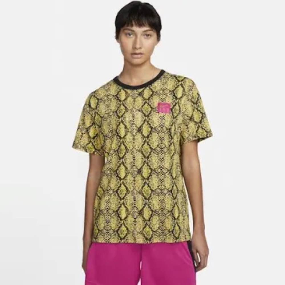 NIKE women’s Air Fly Snake Print Tee Shirt